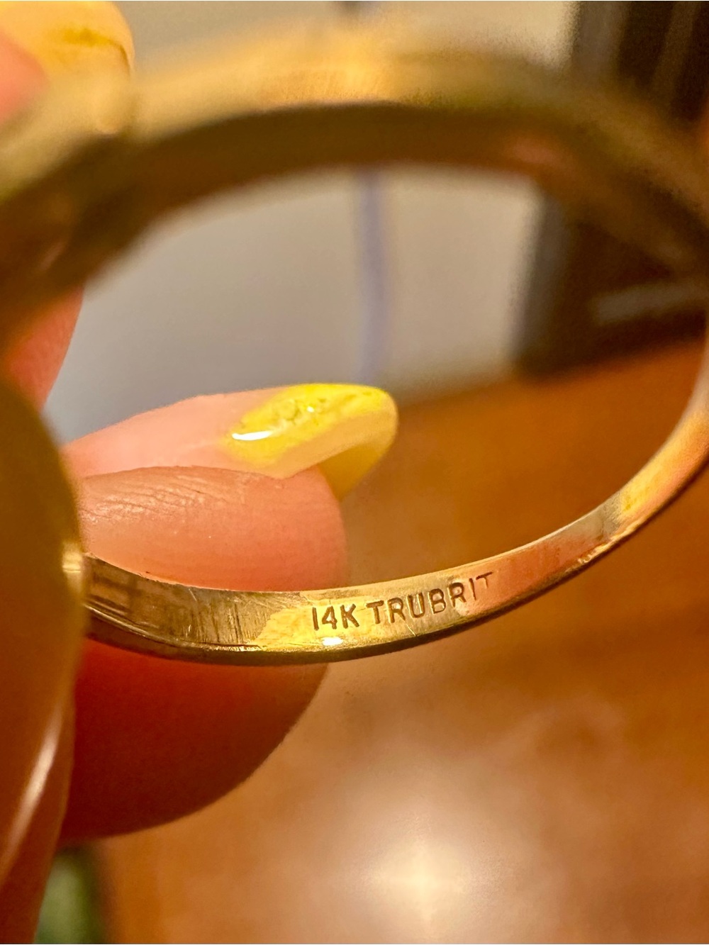 Trubrite Estate Ring- 14k stamped yellow gold & celestial opal, size 5. Rare! - Picture 3 of 7